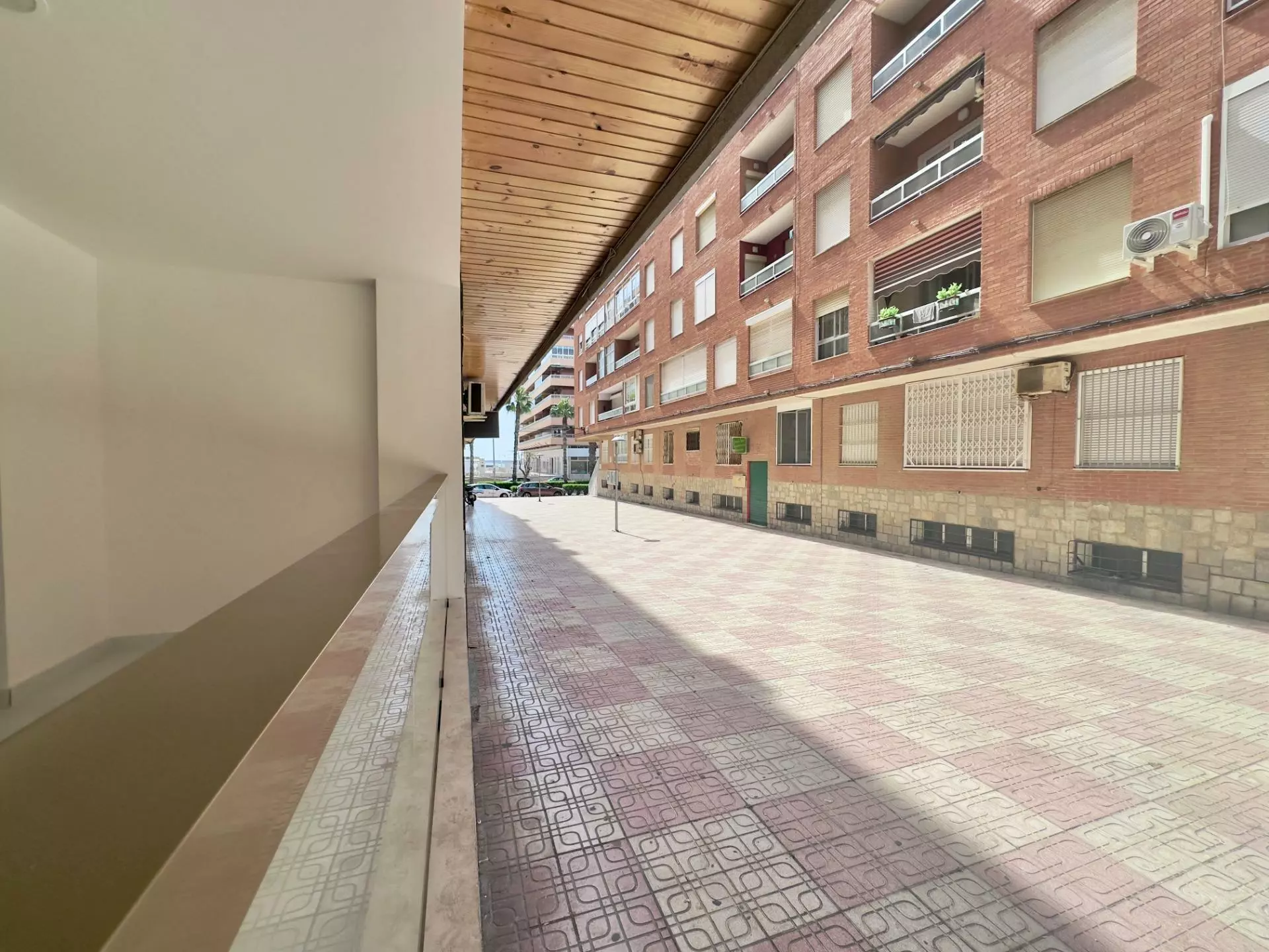 3-bedroom Apartment In Torrevieja, Spain (150 M²)