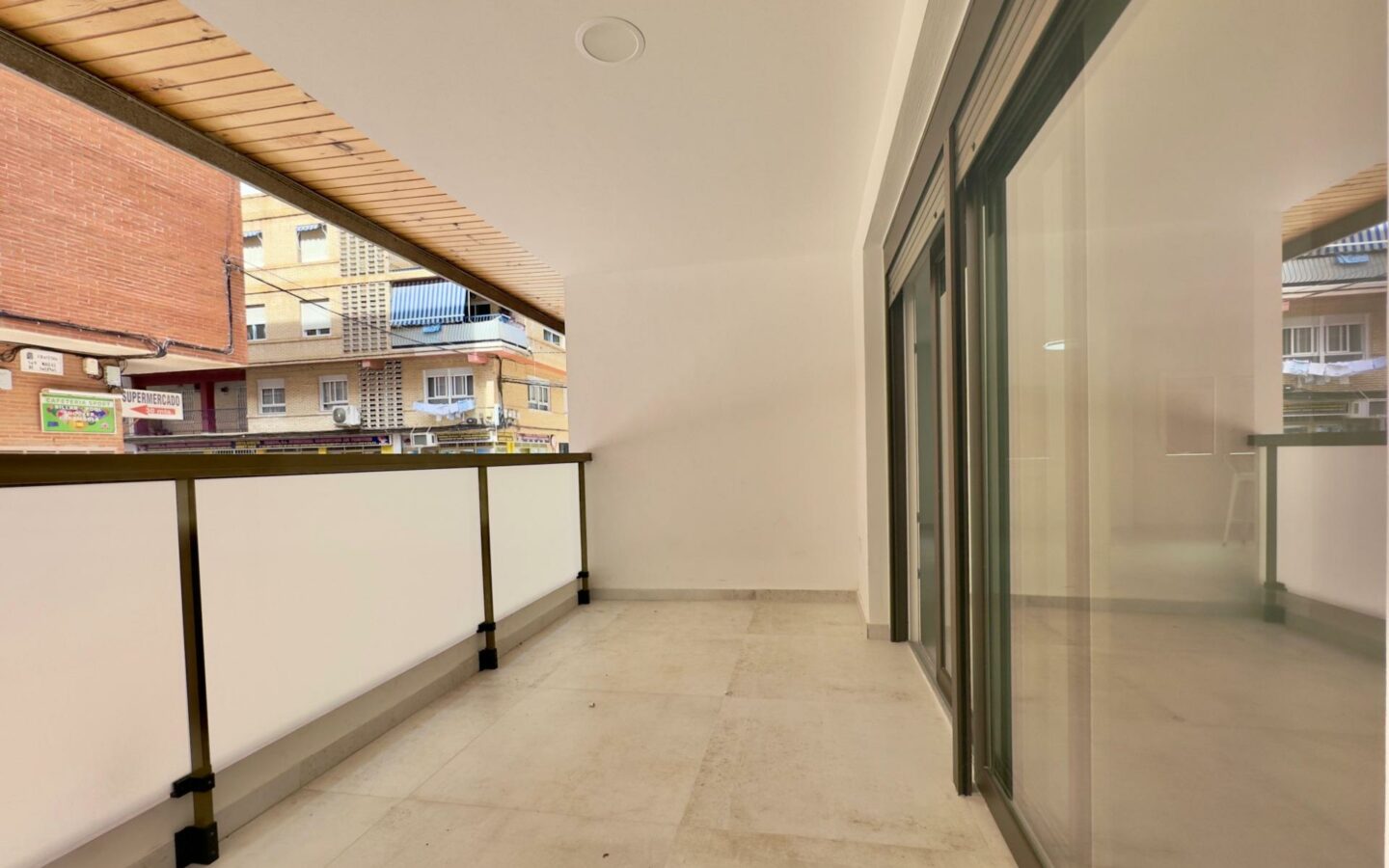 3-bedroom Apartment In Torrevieja, Spain (150 M²)