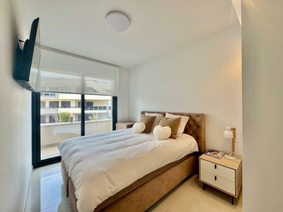 3-bedroom Apartment In Orihuela Costa, Spain (98 M²)