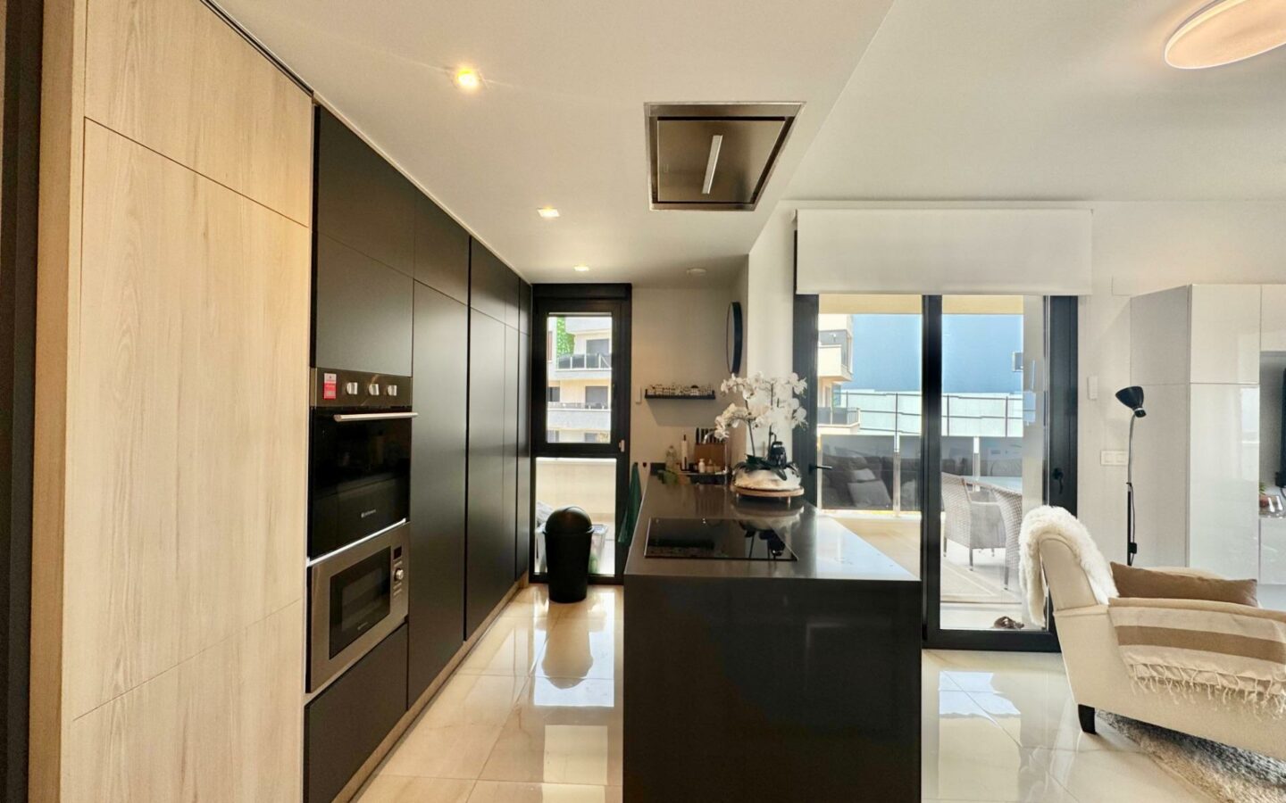 3-bedroom Apartment In Orihuela Costa, Spain (98 M²)