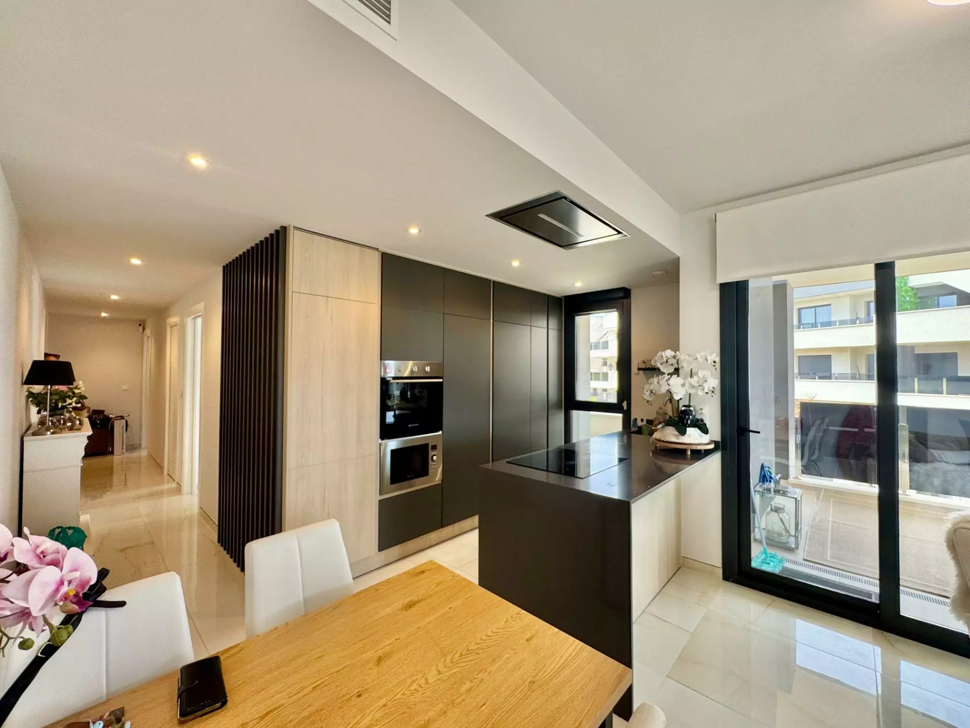 3-bedroom Apartment In Orihuela Costa, Spain (98 M²)