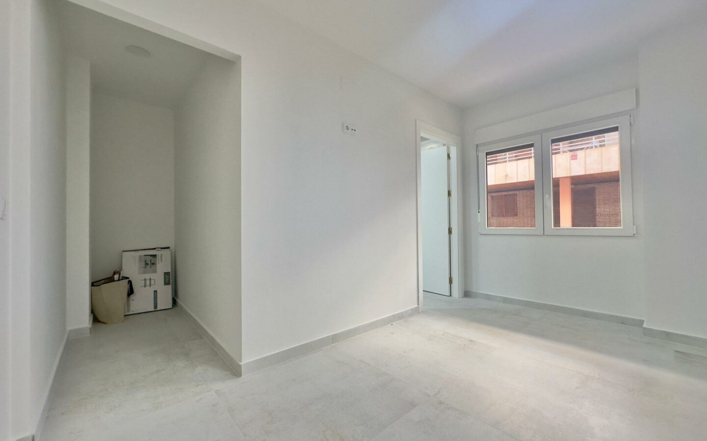 3-bedroom Apartment In Torrevieja, Spain (150 M²)