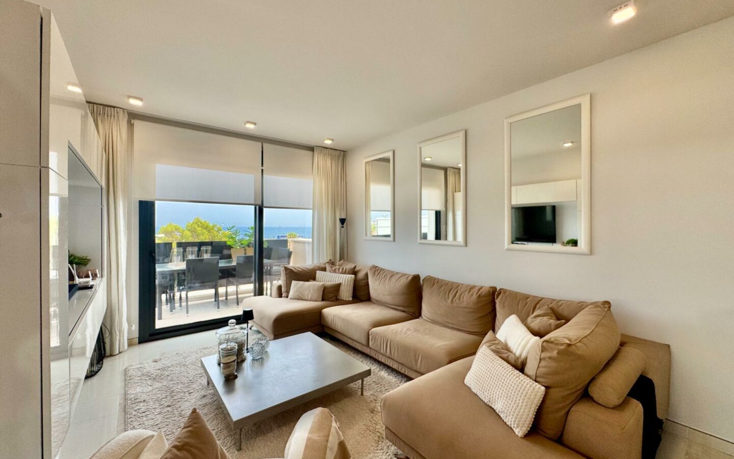 3-bedroom Apartment In Orihuela Costa, Spain (98 M²)