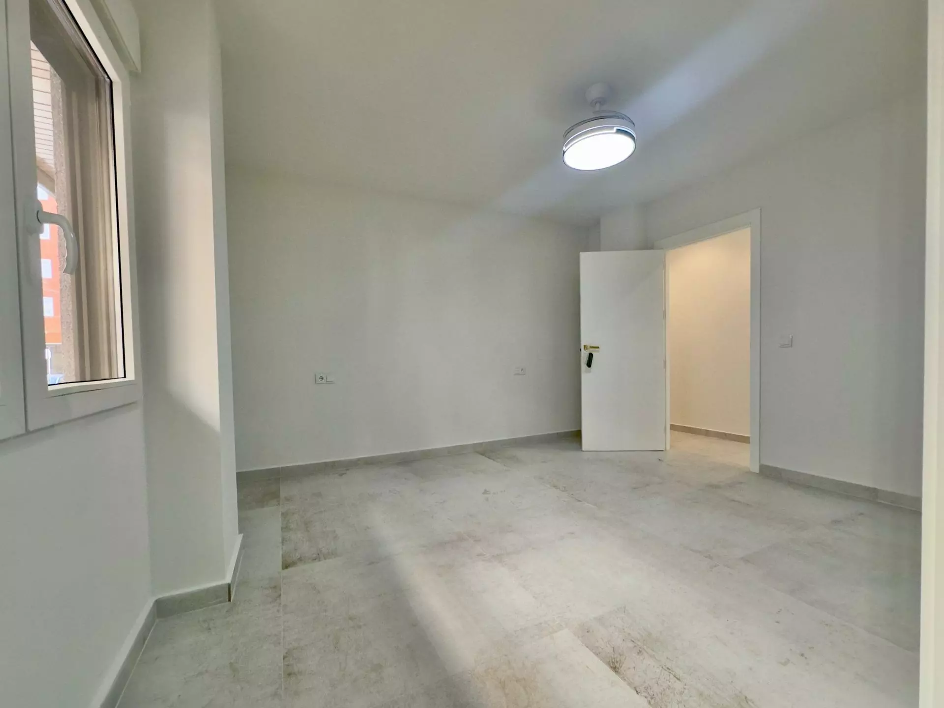 3-bedroom Apartment In Torrevieja, Spain (150 M²)