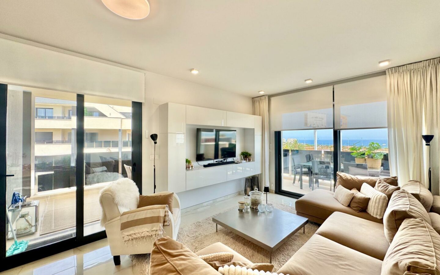 3-bedroom Apartment In Orihuela Costa, Spain (98 M²)