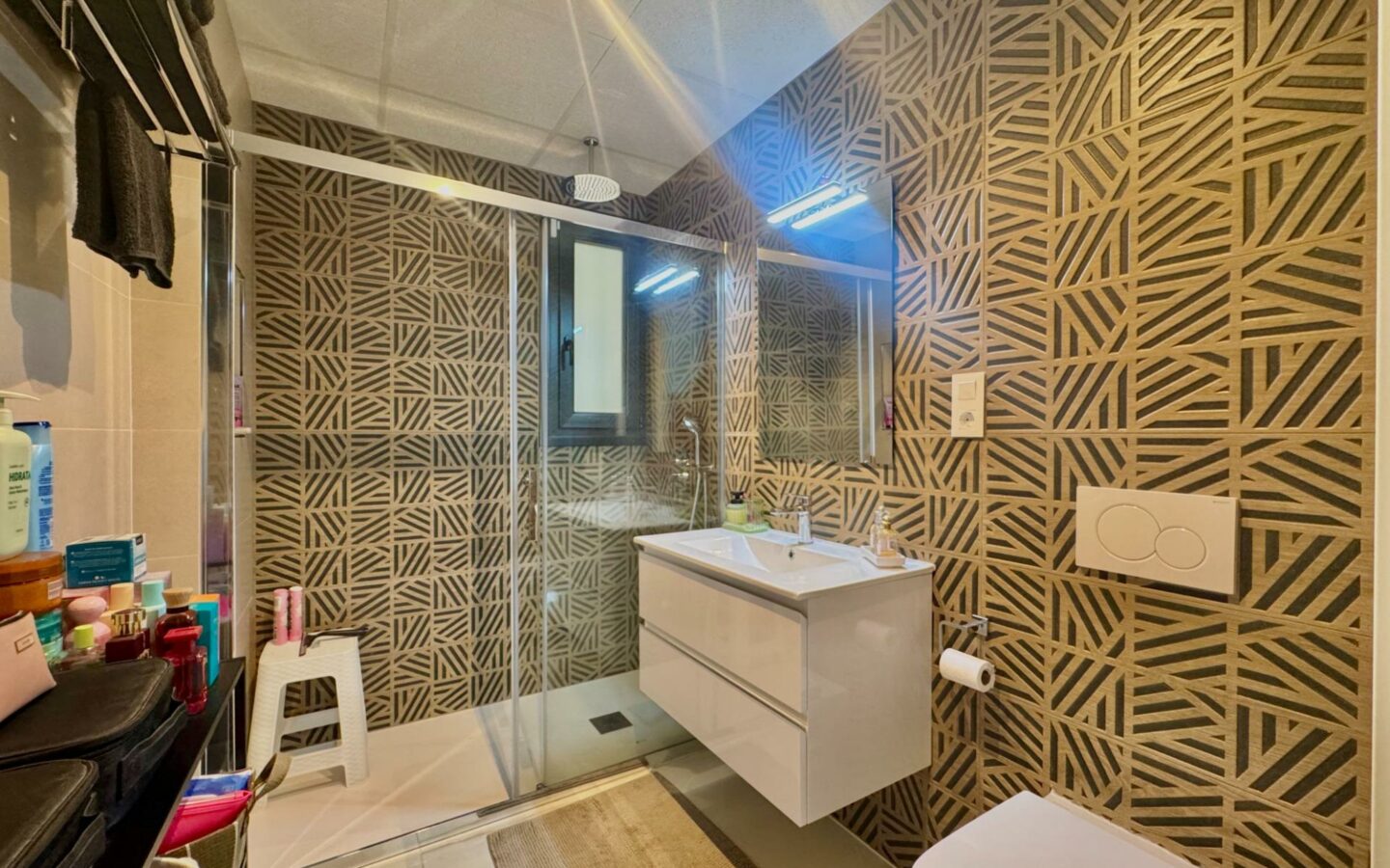 3-bedroom Apartment In Orihuela Costa, Spain (98 M²)