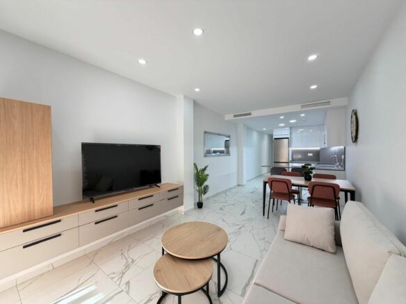 2-bedroom Apartment In Torrevieja, Spain (105 M²)