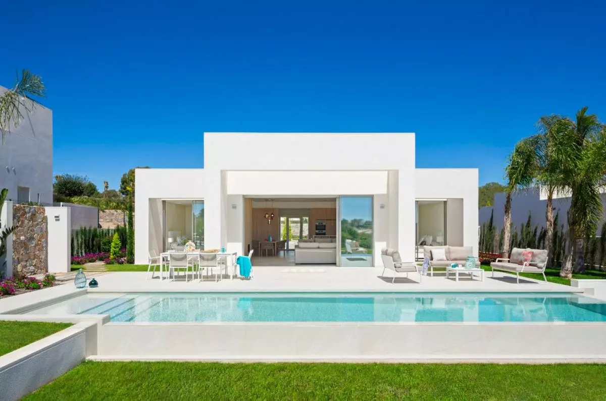 Villa 200 M² In Orihuela, Spain – Mediter Real Estate