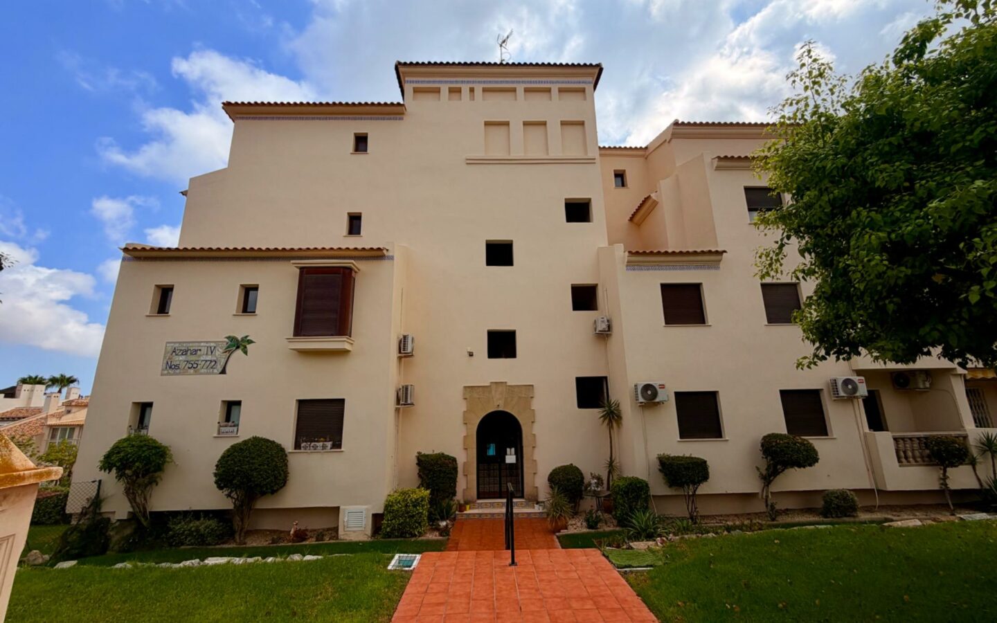3-bedroom Penthouse In Orihuela Costa, Spain (98 M²)