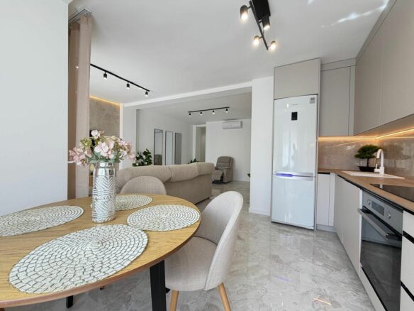3-bedroom Penthouse In Torrevieja, Spain (92 M²)