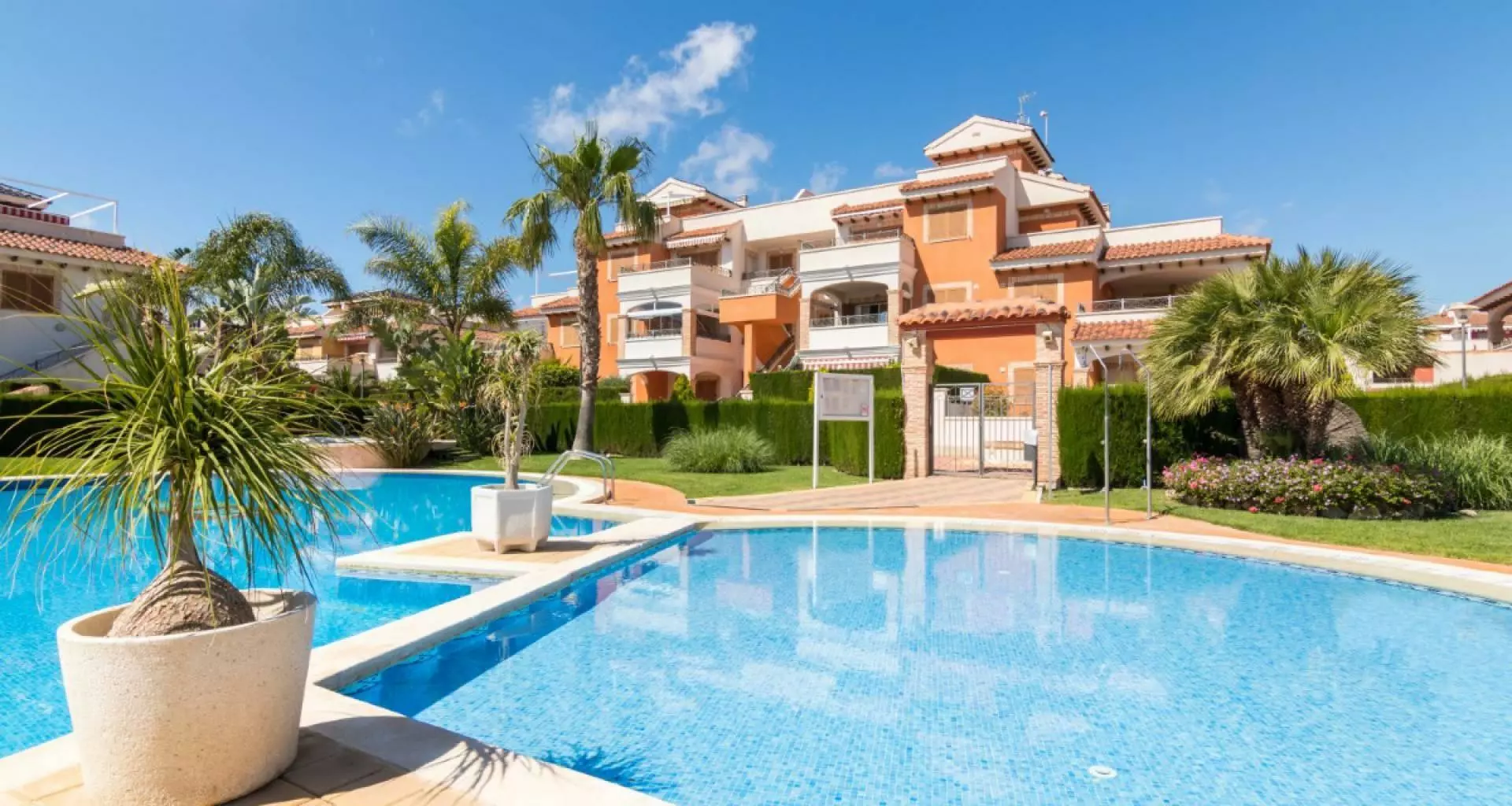 2-bedroom Penthouse In Orihuela Costa, Spain (78 M²)