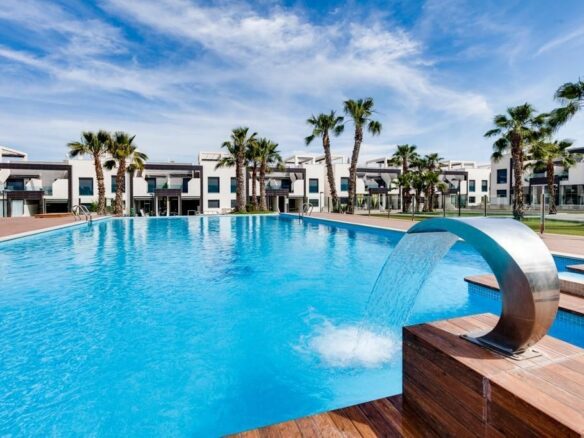 2-bedroom Apartment In Orihuela Costa, Spain (73 M²)