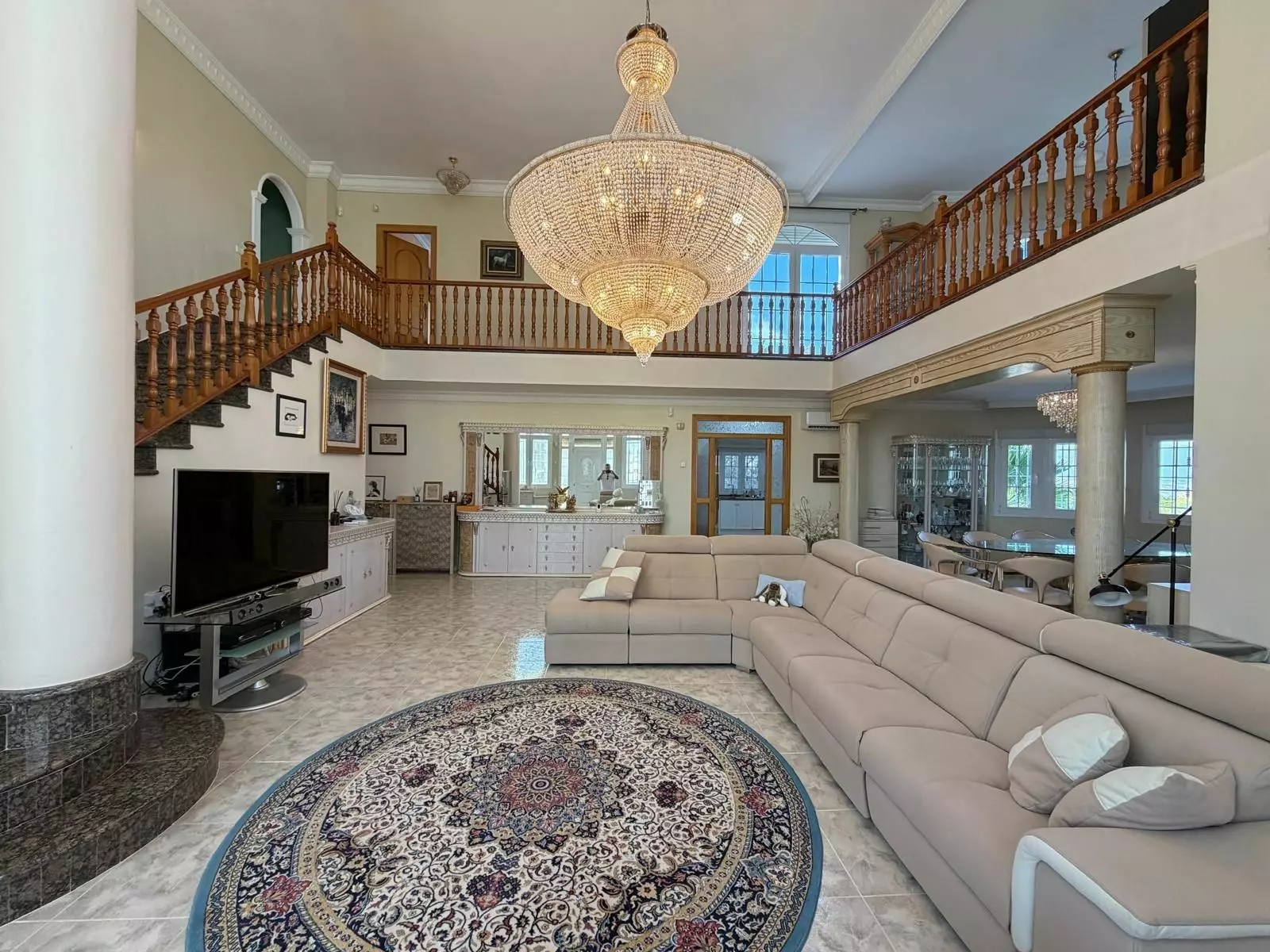 Villa 884 M² In Rojales, Spain – Mediter Real Estate