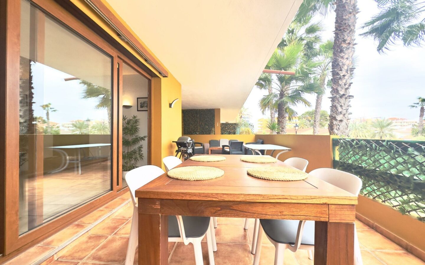 2-bedroom Apartment In Torrevieja, Spain (84 M²)