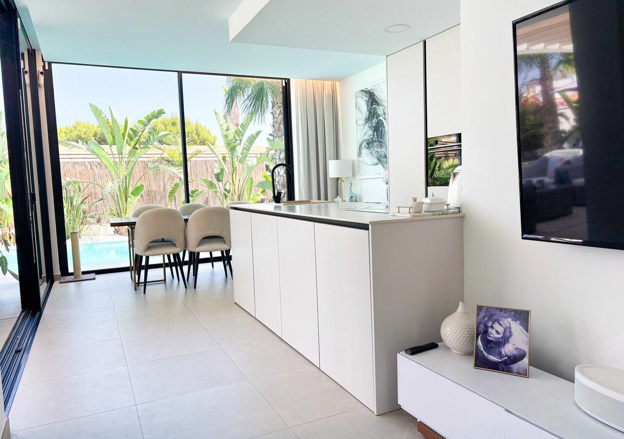 Villa 130 M² In Orihuela Costa, Spain – Mediter Real Estate