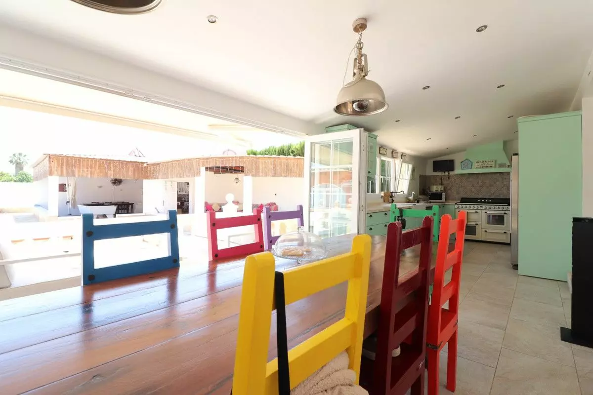 Villa 299 M² In Almoradi, Spain – Mediter Real Estate