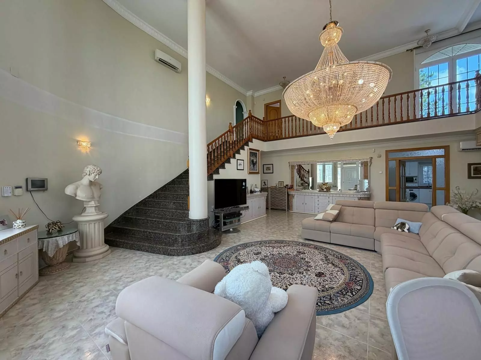 Villa 884 M² In Rojales, Spain – Mediter Real Estate