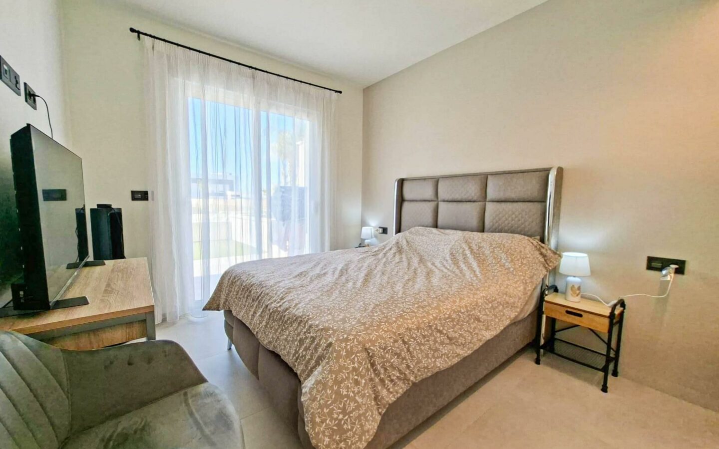 Apartment Of 0 M² With Features In Guardamar Del Segura, Spain