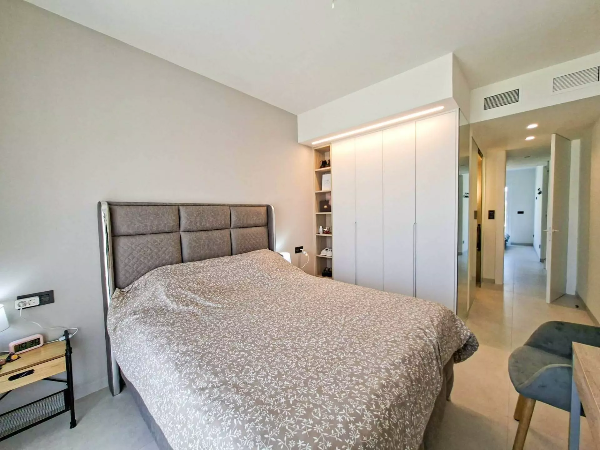 Apartment Of 0 M² With Features In Guardamar Del Segura, Spain