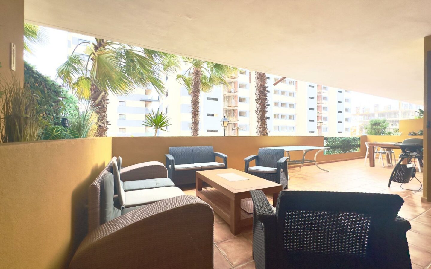 2-bedroom Apartment In Torrevieja, Spain (84 M²)