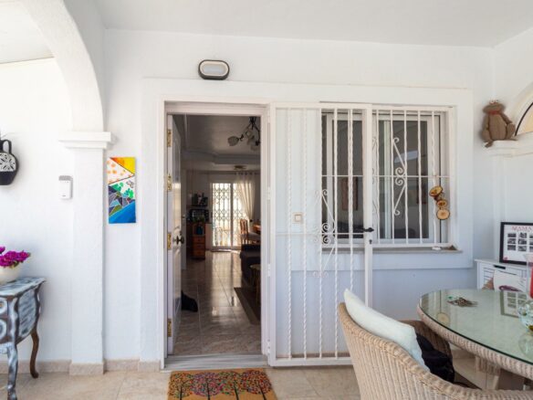 2-bedroom Townhouse In Orihuela Costa, Spain (74 M²)