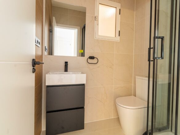 3-bedroom Townhouse In Torrevieja, Spain (85 M²)