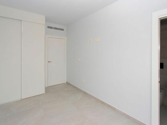 2-bedroom Apartment In Torrevieja, Spain (83 M²)