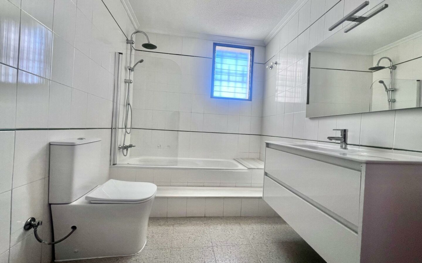 4-bedroom Duplex In Pilar De La Horadada, Spain (170 M²)
