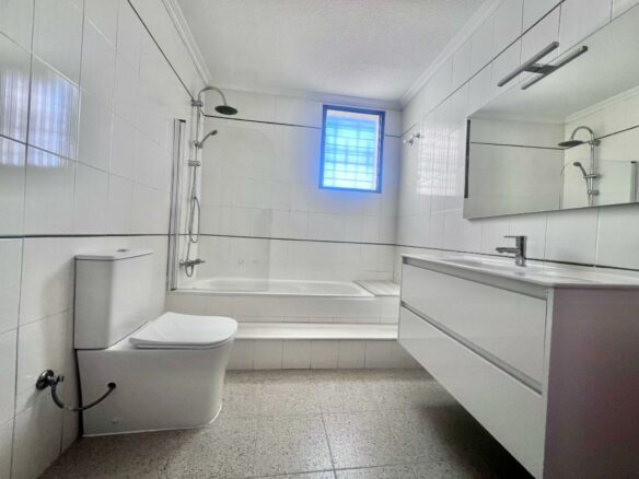4-bedroom Duplex In Pilar De La Horadada, Spain (170 M²)