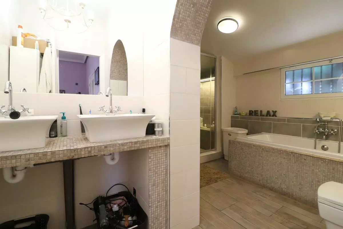 Villa 299 M² In Almoradi, Spain – Mediter Real Estate