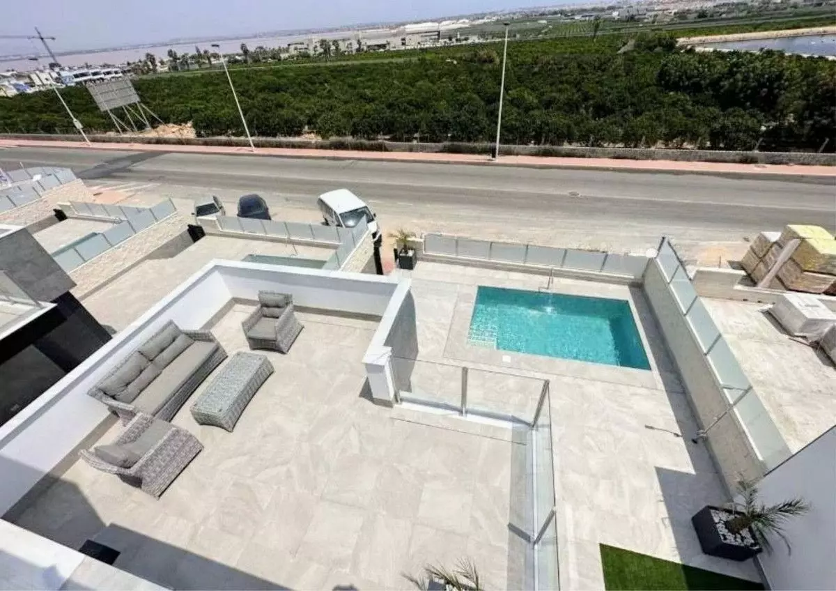 Villa 175 M² In Orihuela Costa, Spain – Mediter Real Estate