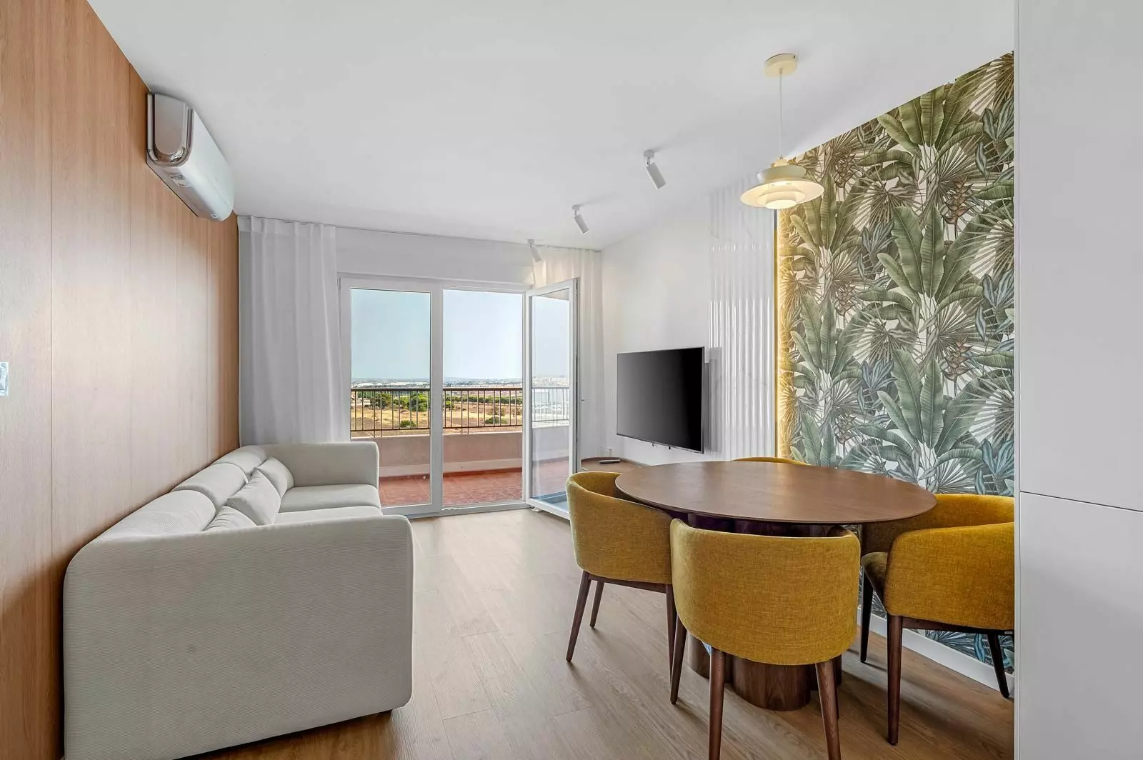 2-bedroom Penthouse In Torrevieja, Spain (75 M²)