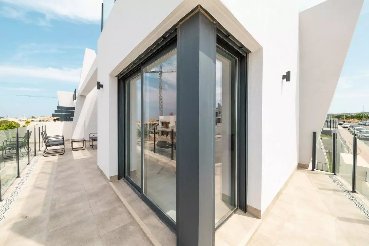 Apartment 92 M² In San Miguel De Salinas, Spain – Mediter Real Estate