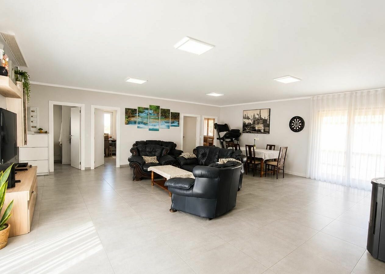 Villa 150 M² In Pinoso, Spain – Mediter Real Estate