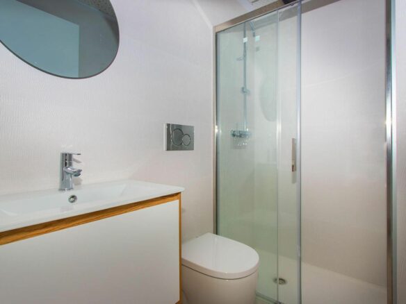 2-bedroom Apartment In Torrevieja, Spain (83 M²)