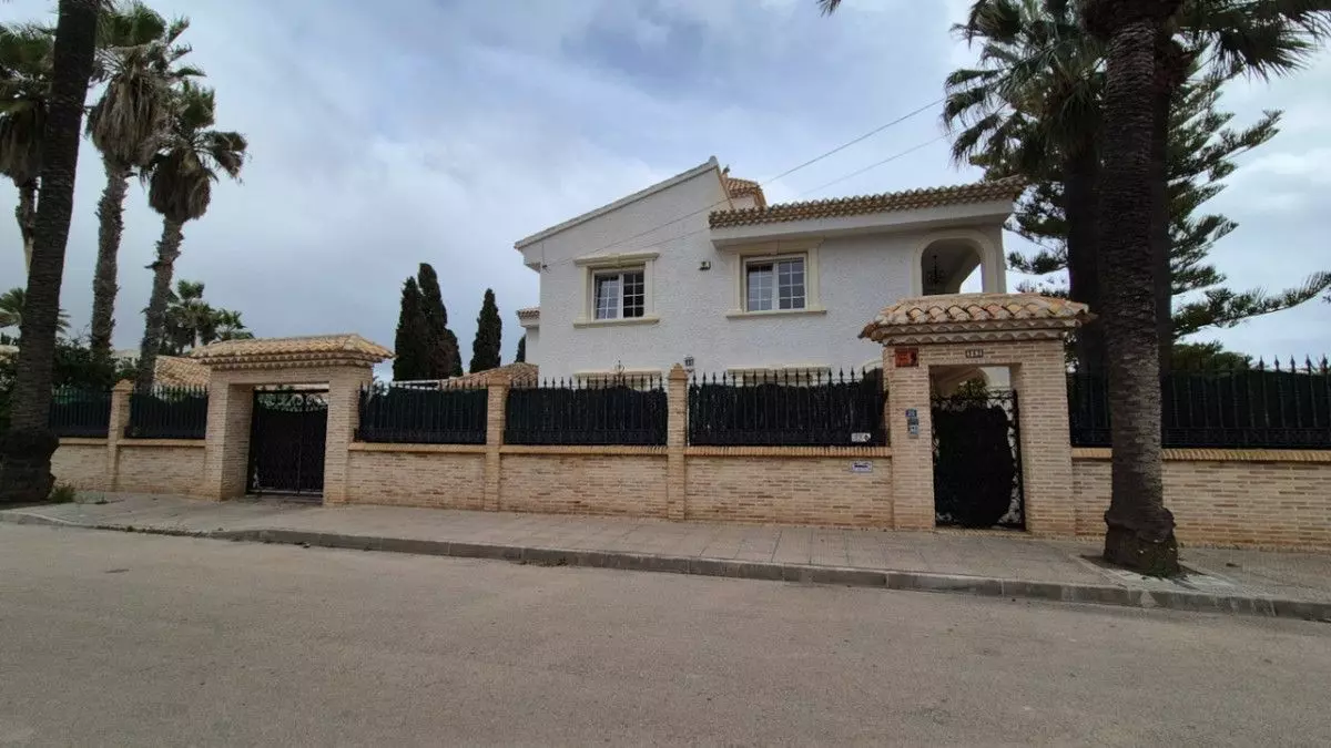 Villa 545 M² In Orihuela, Spain – Mediter Real Estate
