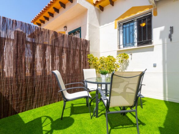 3-bedroom Townhouse In Torrevieja, Spain (85 M²)