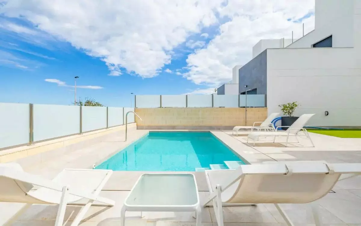 Villa 175 M² In Orihuela Costa, Spain – Mediter Real Estate