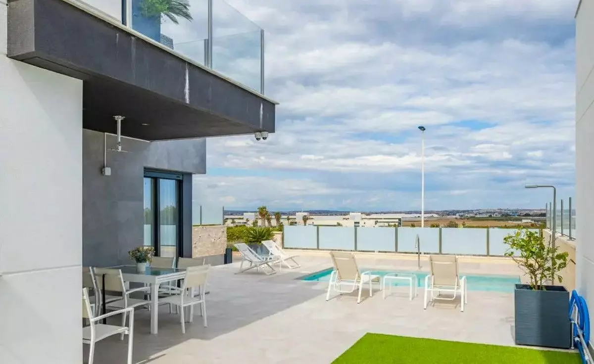 Villa 175 M² In Orihuela Costa, Spain – Mediter Real Estate