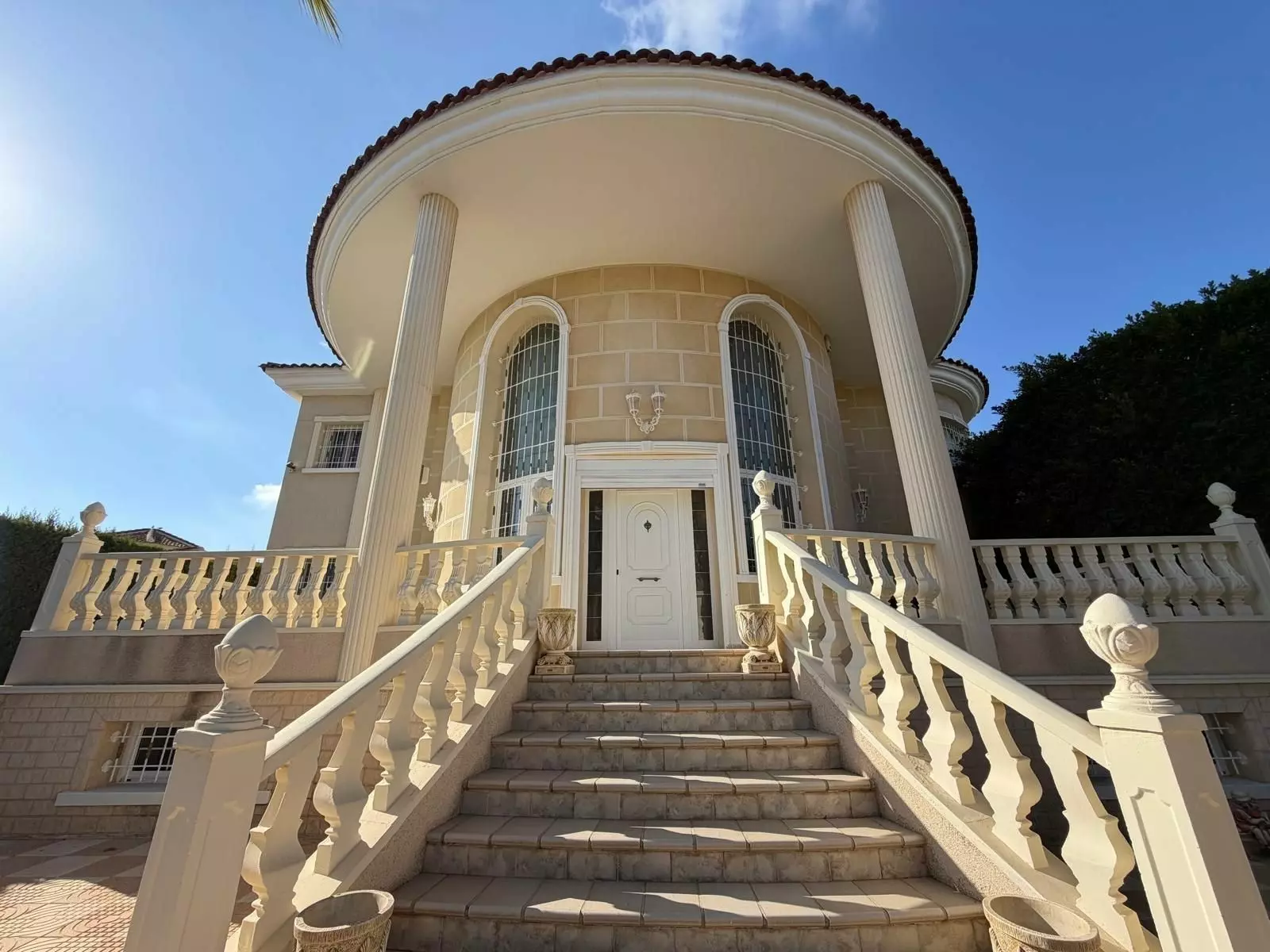 Villa 884 M² In Rojales, Spain – Mediter Real Estate