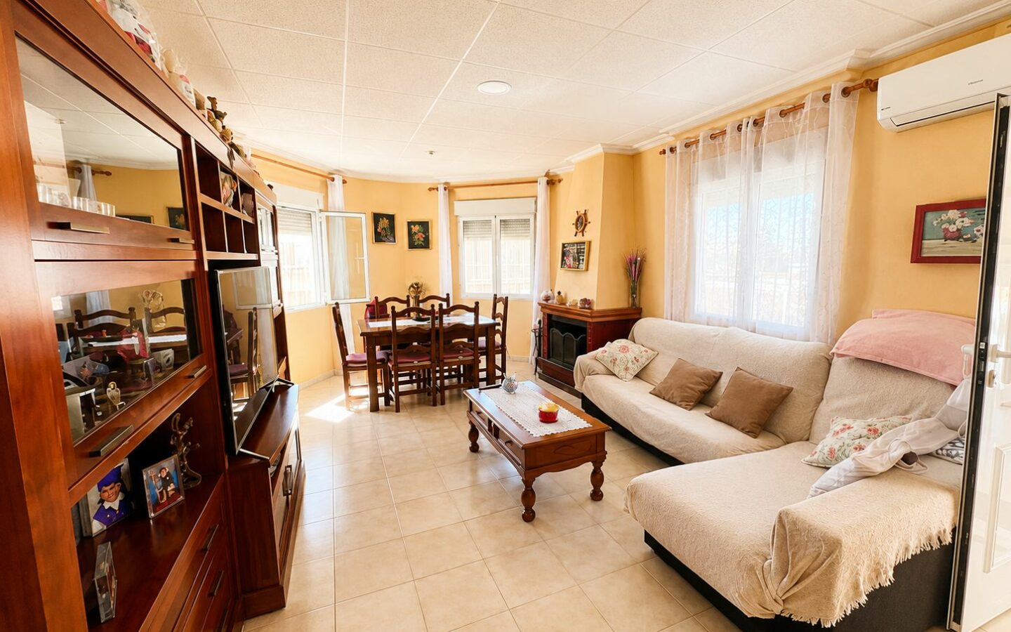 Villa 200 M² In Torrevieja, Spain – Mediter Real Estate