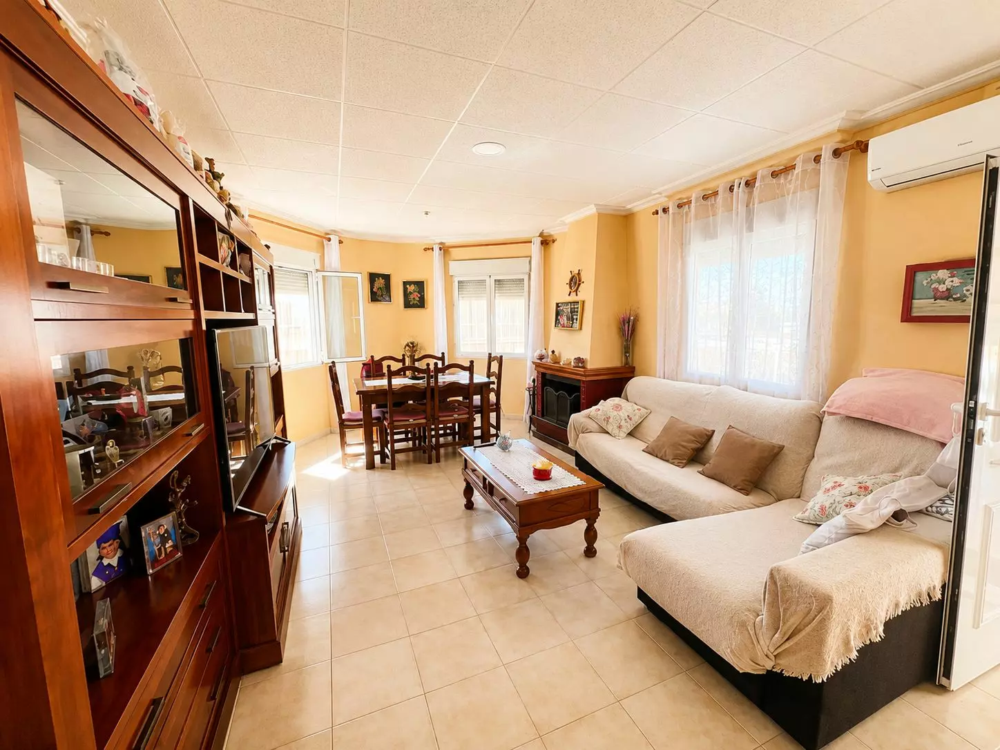 Villa 200 M² In Torrevieja, Spain – Mediter Real Estate
