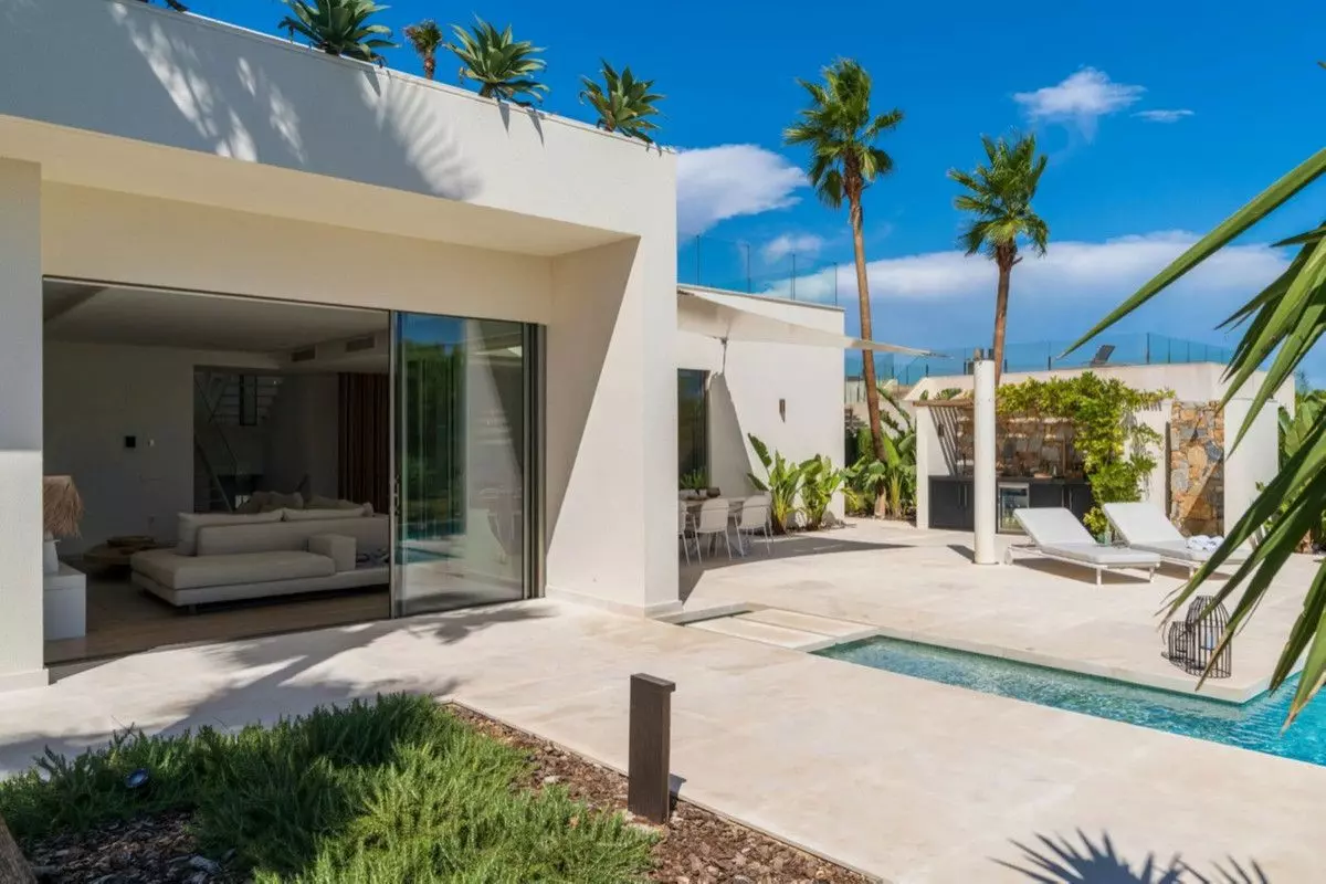 Villa 241 M² In Orihuela, Spain – Mediter Real Estate