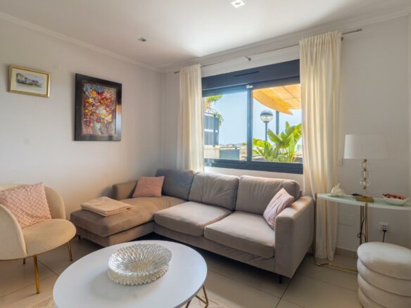 3-bedroom Terraced House In Orihuela Costa, Spain (170 M²)