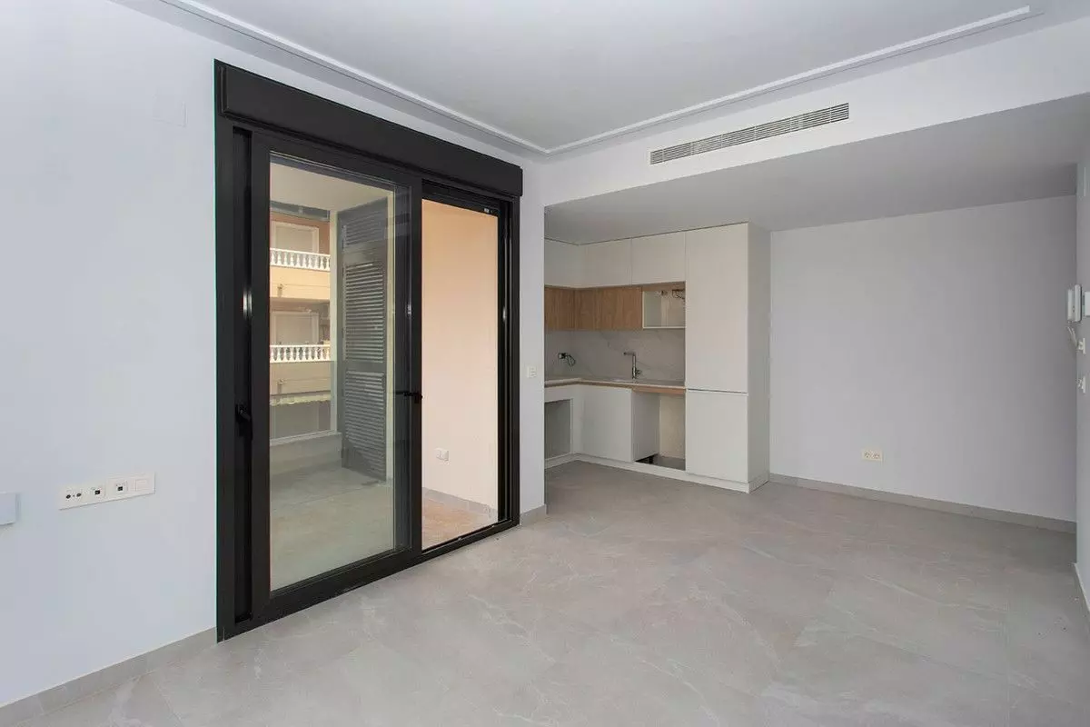 Apartment 86 M² In Torrevieja, Spain – Mediter Real Estate