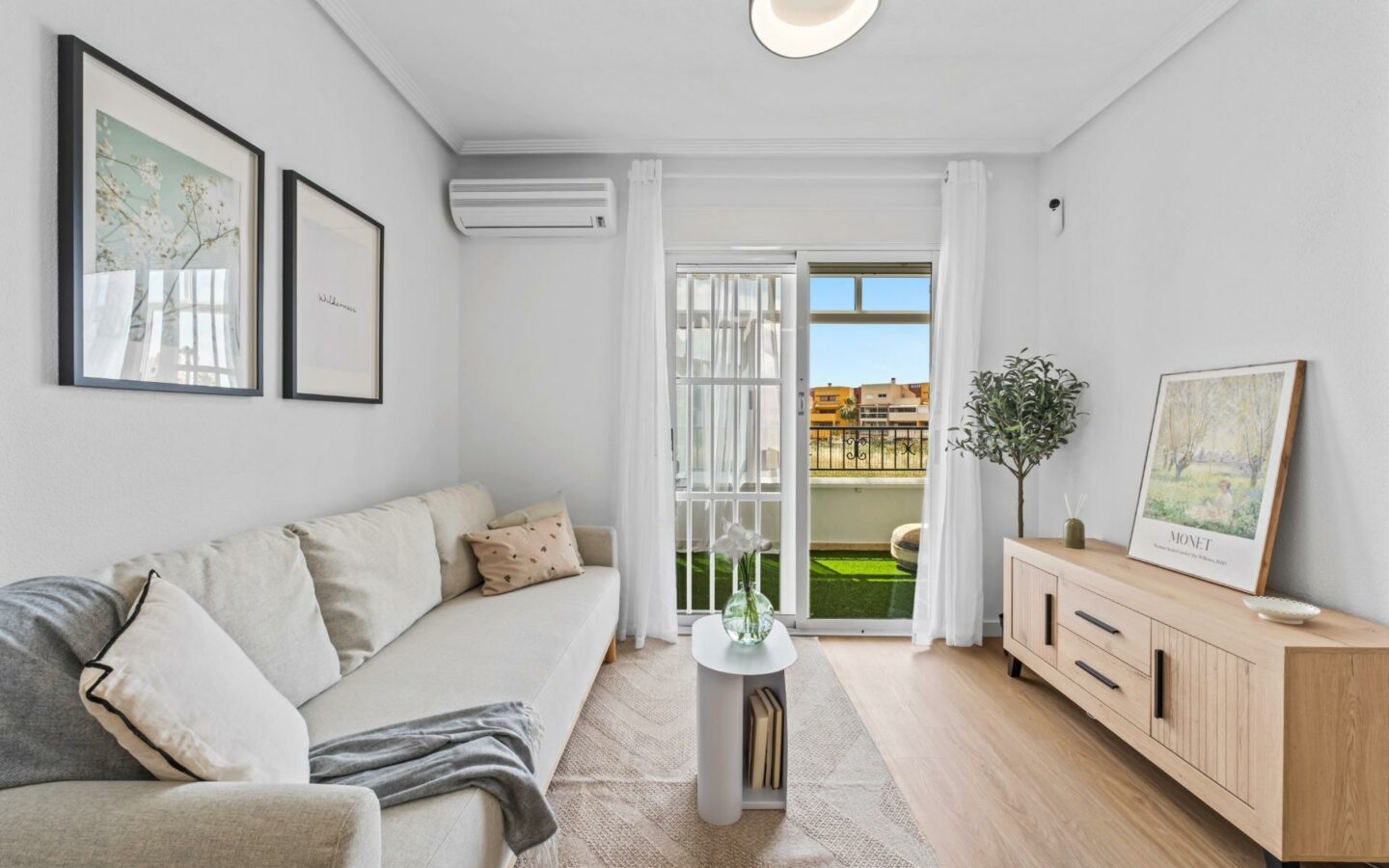 2-bedroom Apartment In Orihuela Costa, Spain (68 M²)