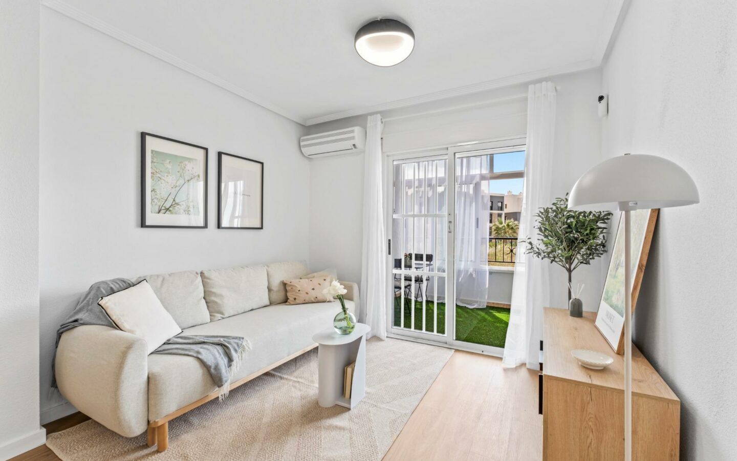 2-bedroom Apartment In Orihuela Costa, Spain (68 M²)