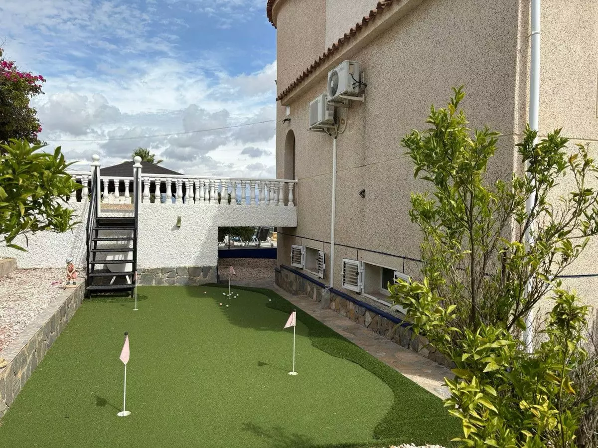 Villa 375 M² In Almoradi, Spain – Mediter Real Estate