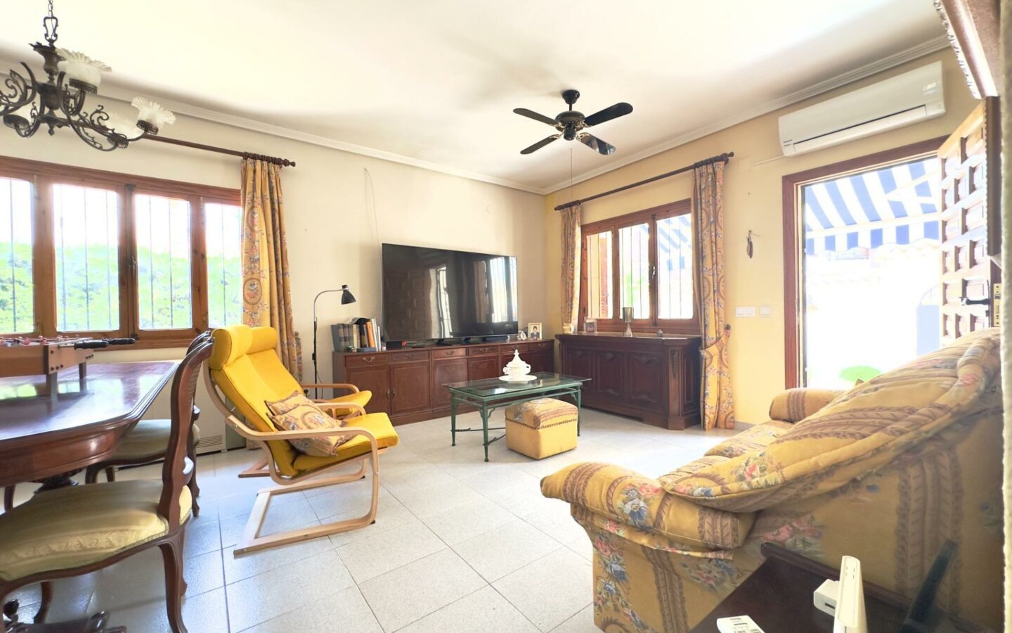 3-bedroom Villa In Orihuela Costa, Spain (144 M²)