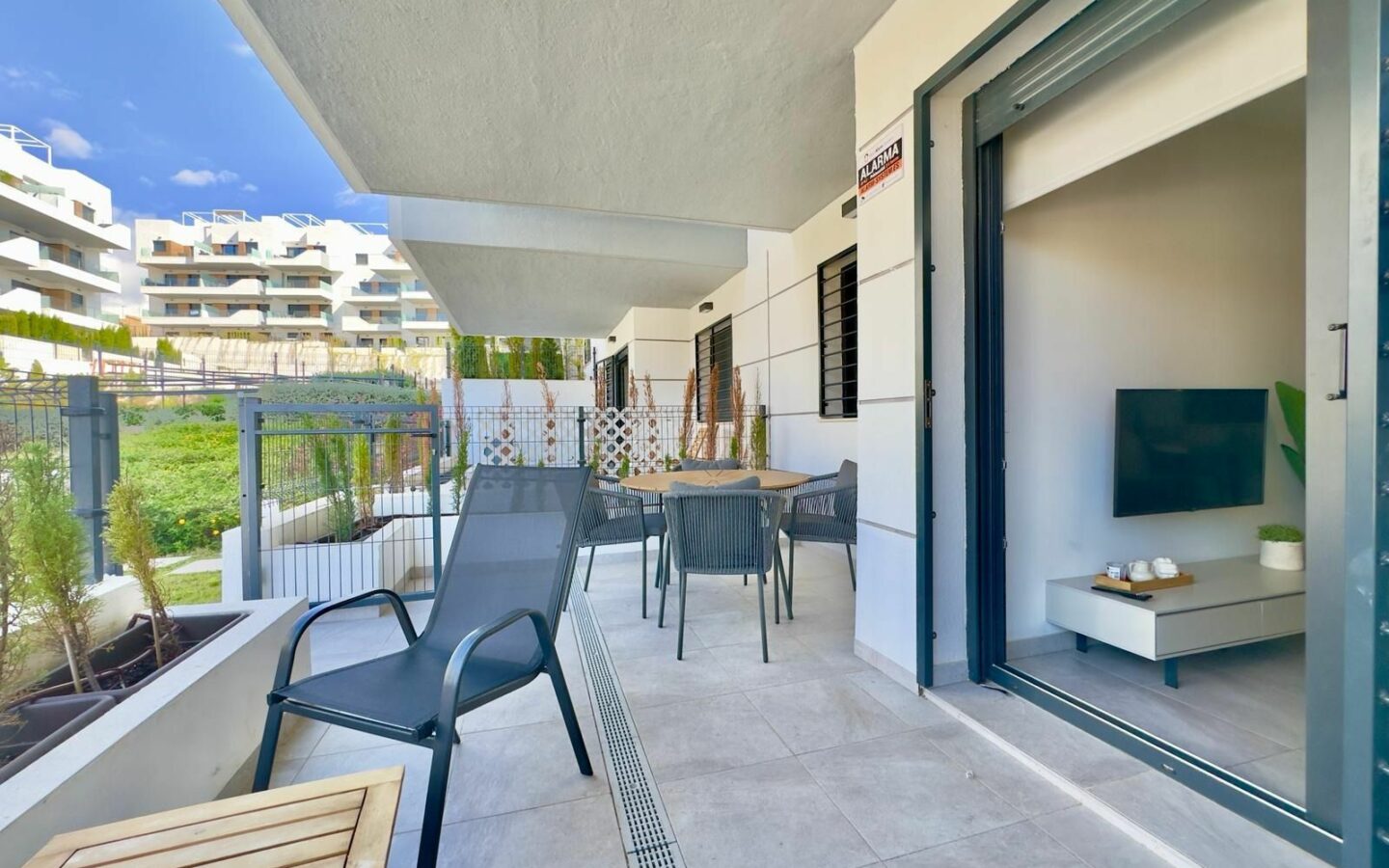 2-bedroom Apartment In Orihuela Costa, Spain (73 M²)